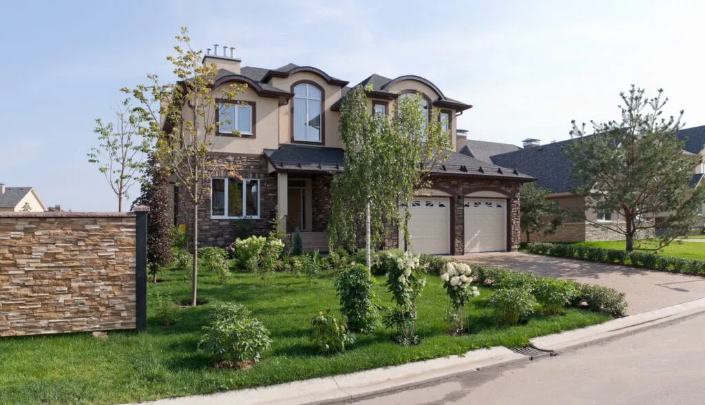 7 Ways to Stick to Your New Build Budget