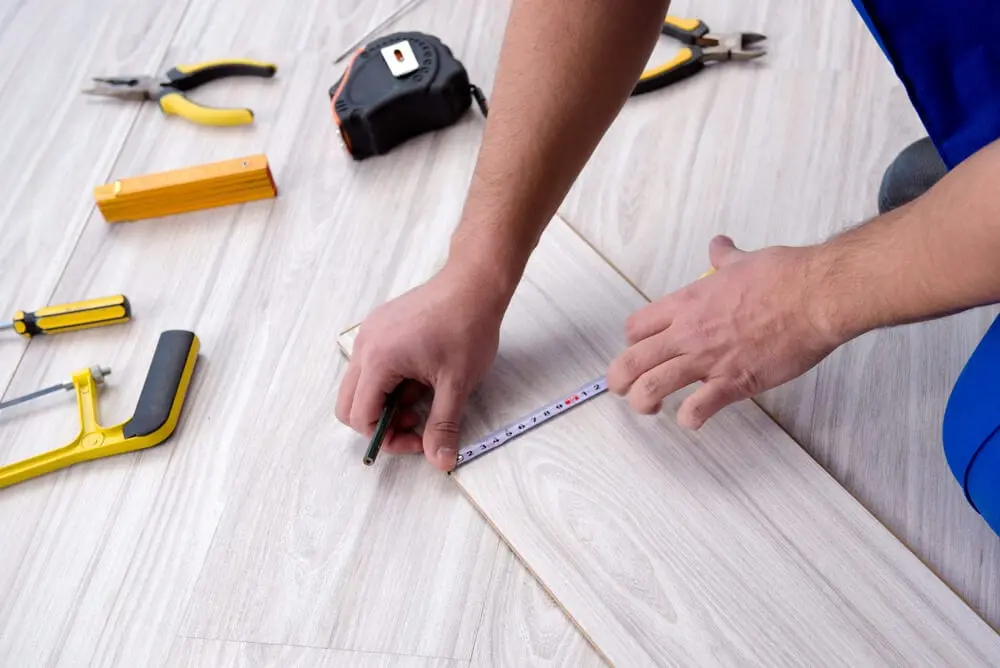 Hardwood vs. Laminate Wood Flooring: Tips to Help You Decide