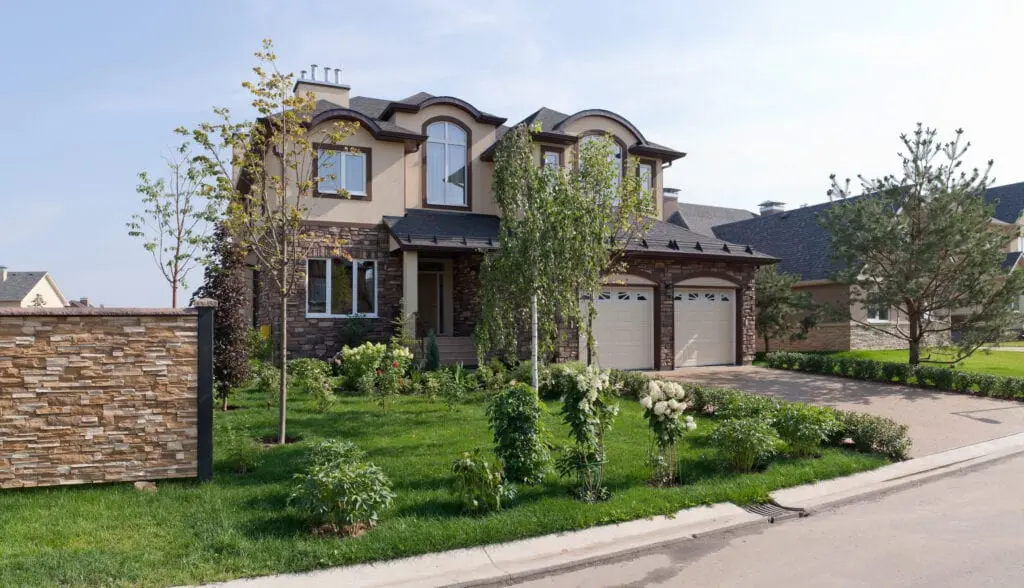 7 Ways to Stick to Your New Build Budget