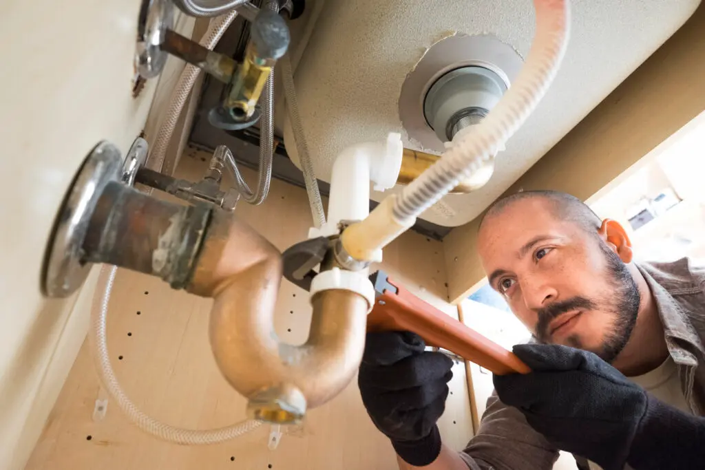 How to Find a Reliable Handyman or Plumber When You Move