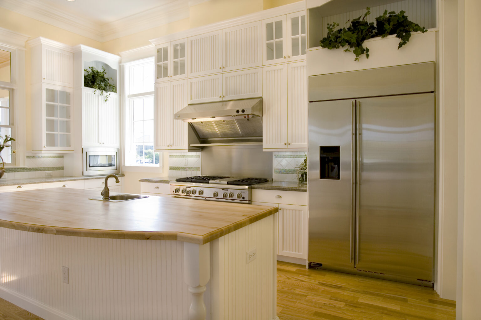 11 Fresh and Modern Kitchen Countertop Ideas