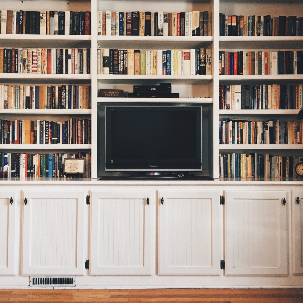 Want a Home Library? Here Are 4 Tips to Help Make Your Dream Come True