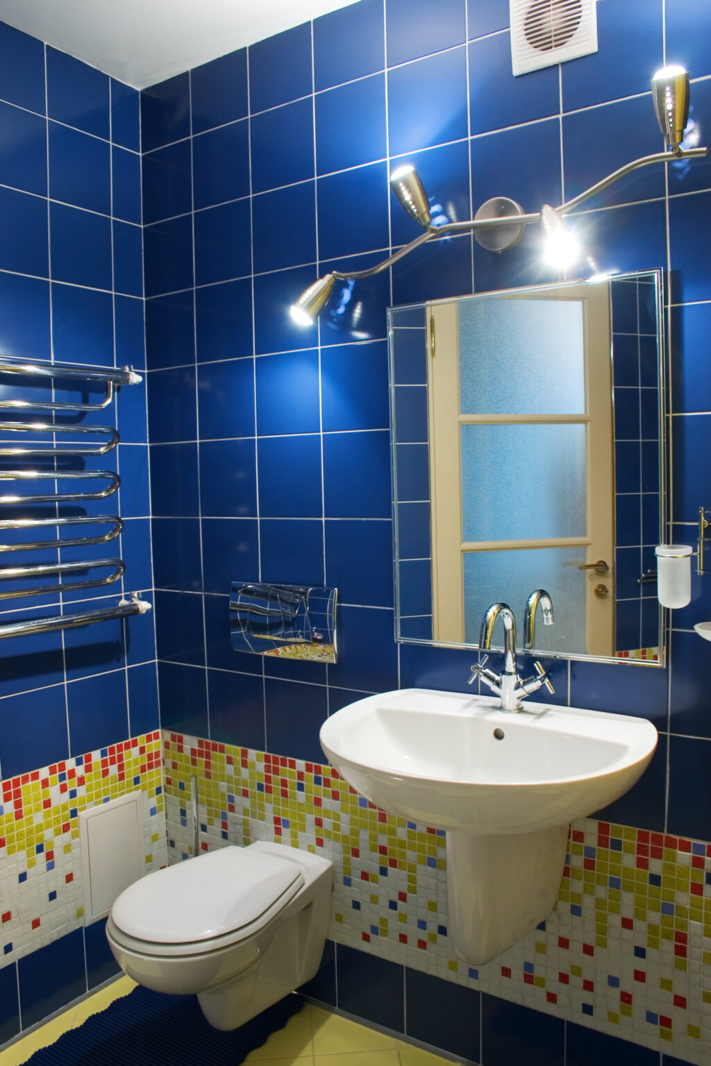 Selling Or Renovating Blue Bathrooms Like These Sell For More Bucks