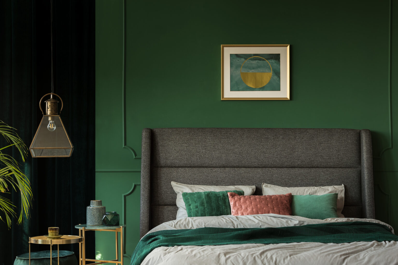 Decorating With Olive Green: 10 Ideas For Fall And Beyond