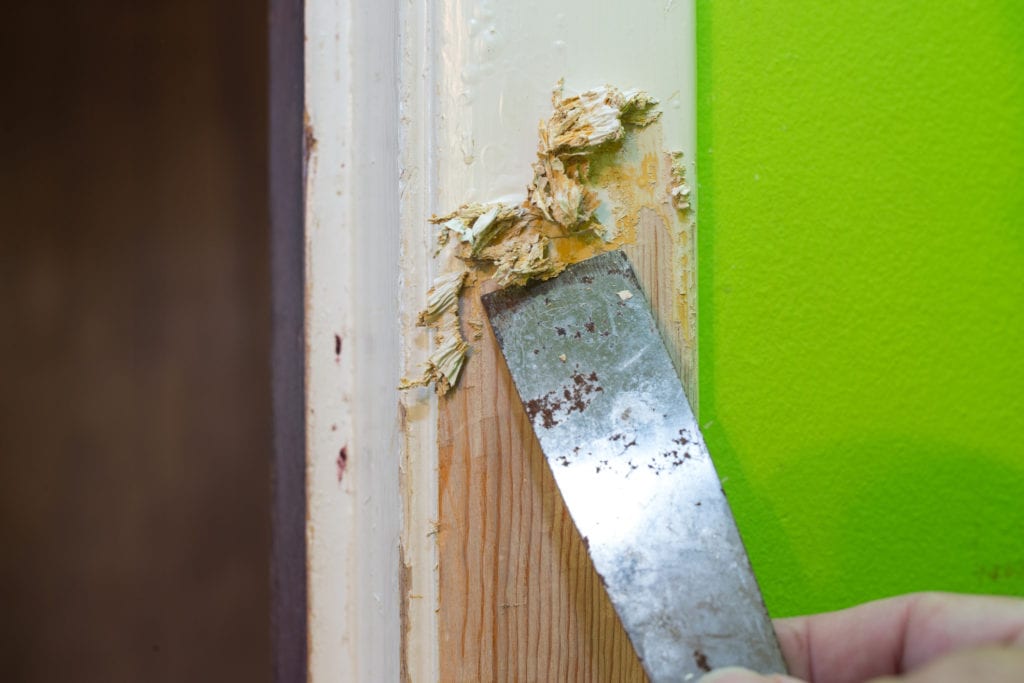 How To Remove Paint From Wood In 7 Steps MYMOVE